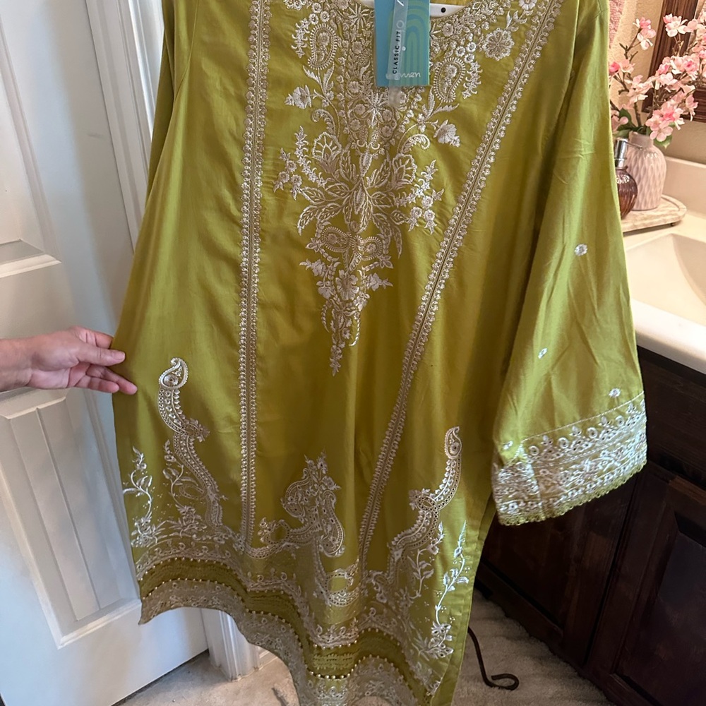 Junaid Jamshed Embroidered Green Kurta Trouser